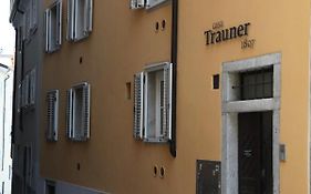 Cass Trauner 1807